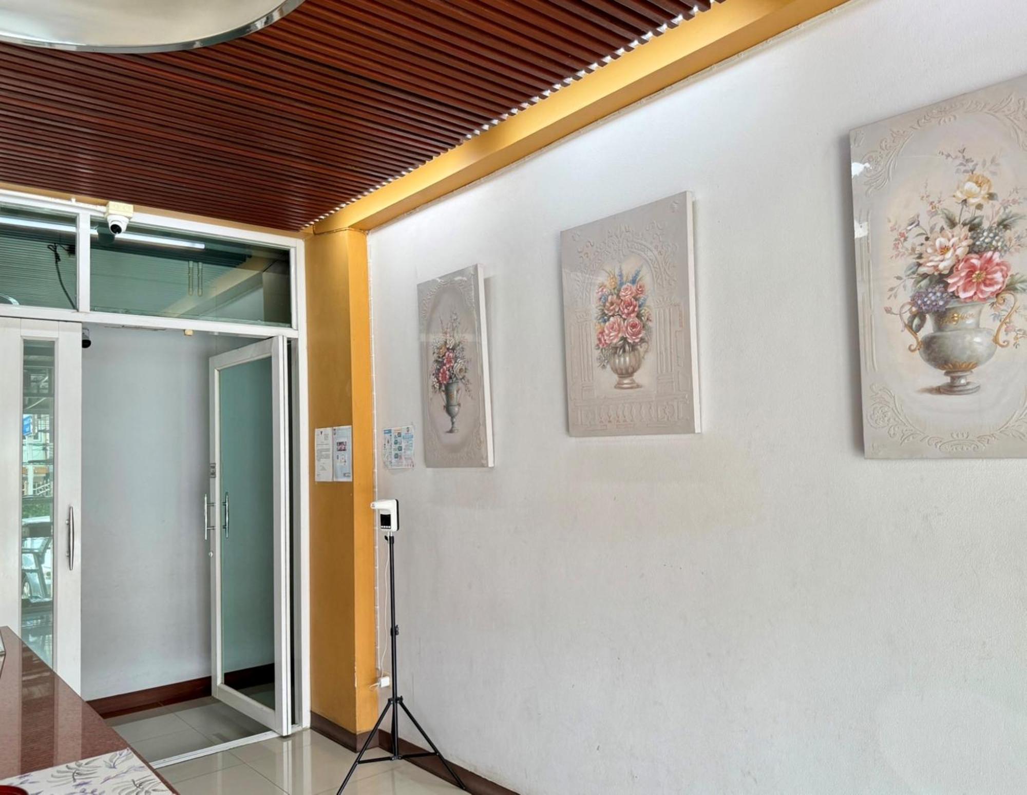 Nicha Residence Hotel Bangkok Zewnętrze zdjęcie