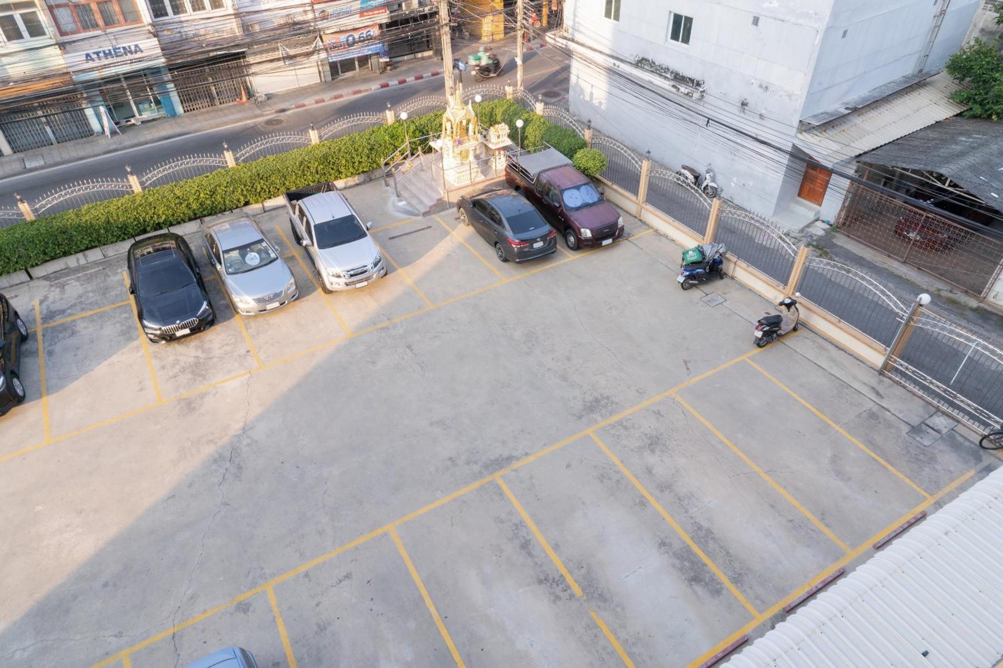 Nicha Residence Hotel Bangkok Zewnętrze zdjęcie