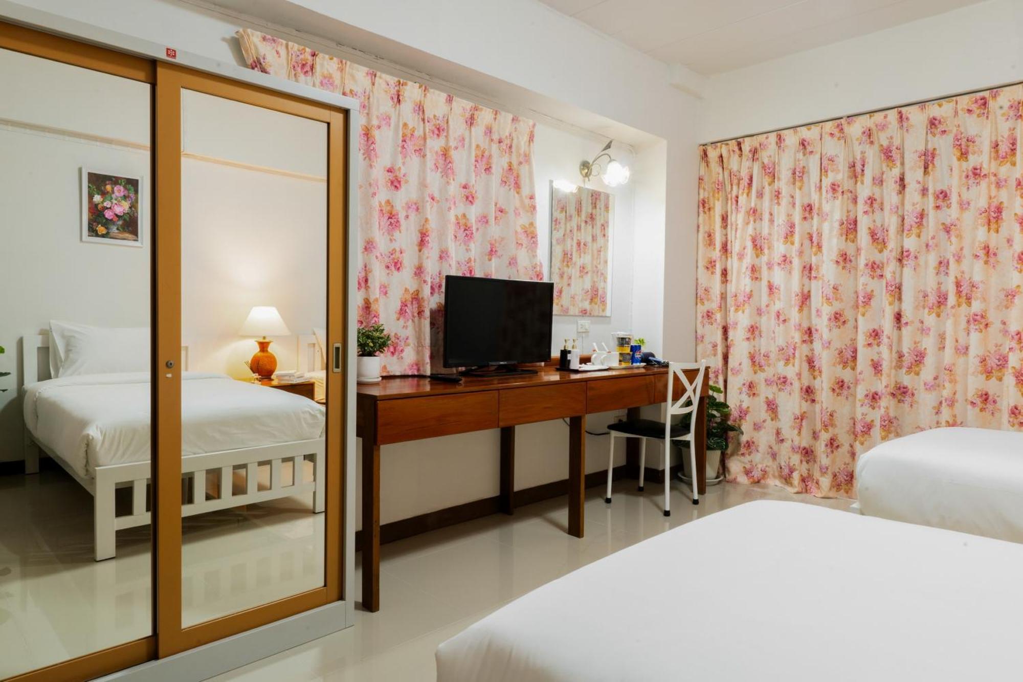 Nicha Residence Hotel Bangkok Zewnętrze zdjęcie