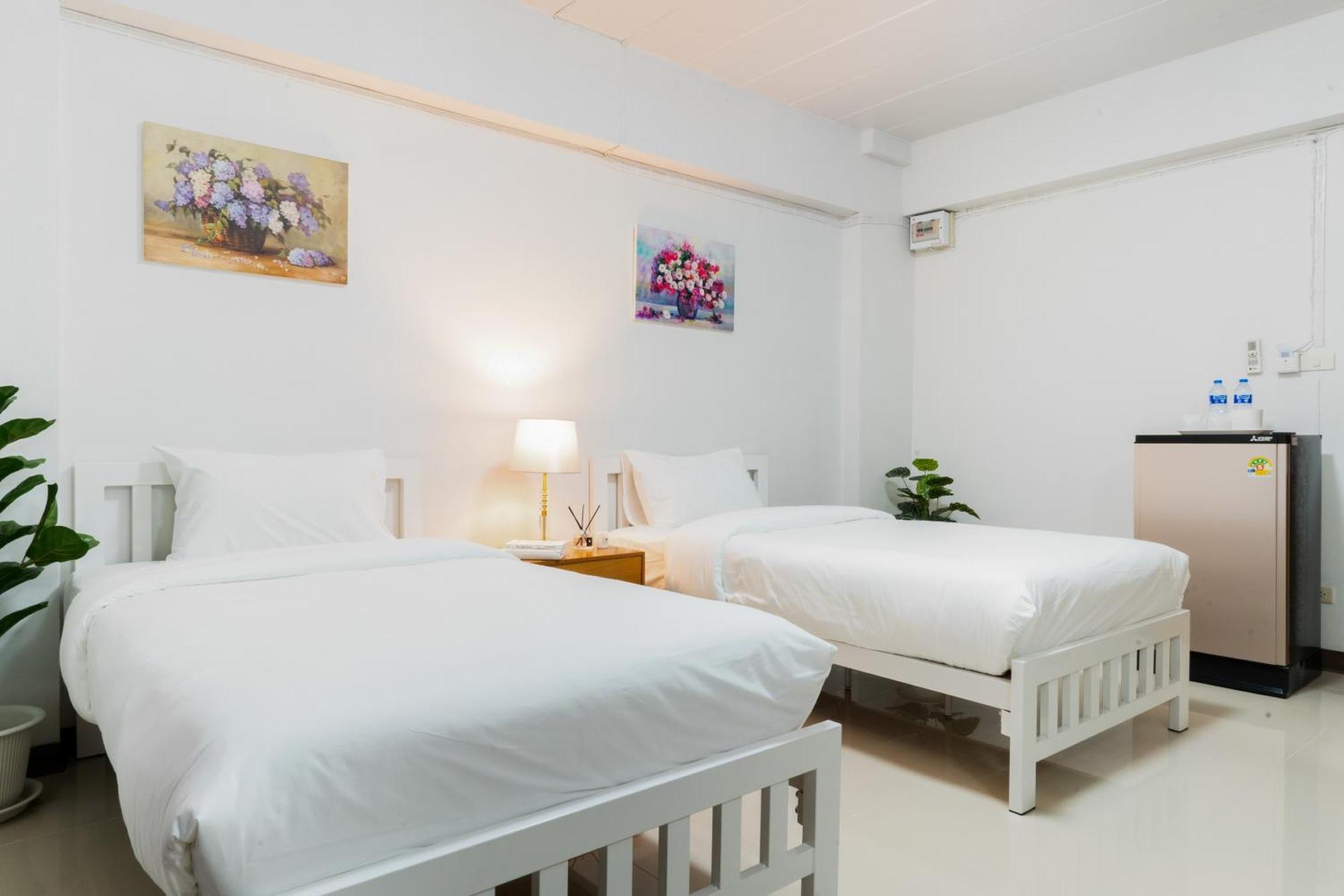 Nicha Residence Hotel Bangkok Zewnętrze zdjęcie